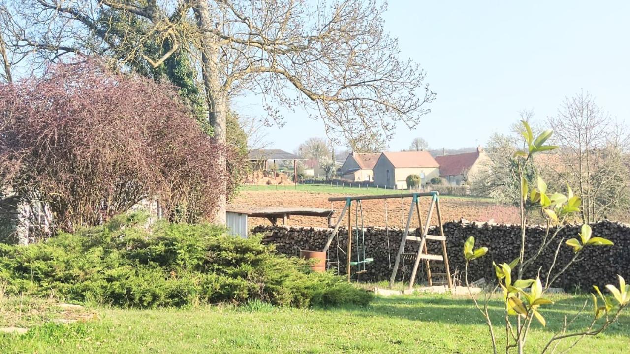 La Maison Bleue Varzy Exteriör bild